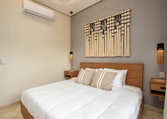 Deluxe 1 Bdr Cool Jacuzzi Close To Apartment